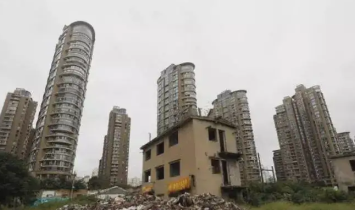 沒(méi)有任何證件的房子屬于違建房是嗎?