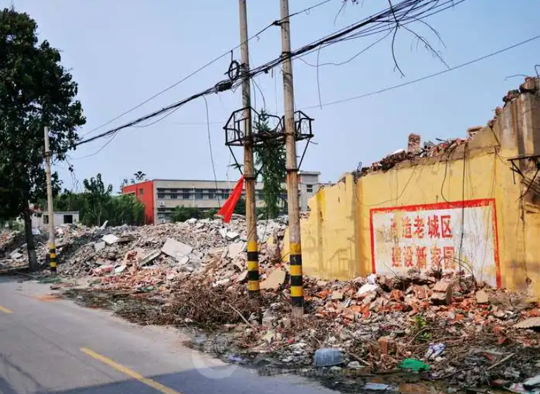 【京云<a href=http://www.zzzttx.com/team/ target=_blank class=infotextkey>拆遷律師</a>】拆遷補償未達成一致，竟遭到停水停電的逼迫！