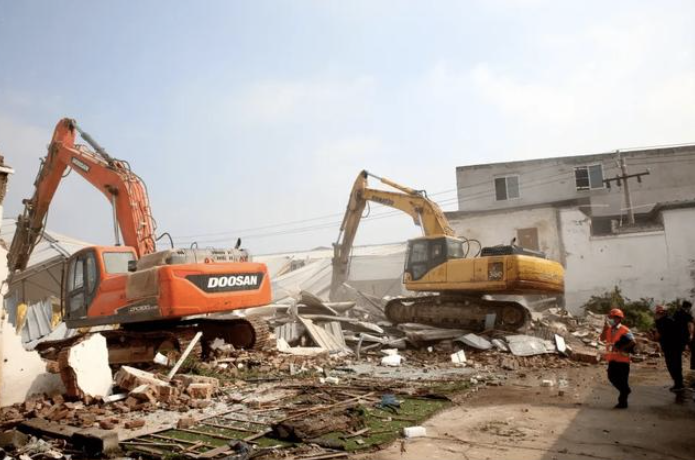 政府違反法定程序強制，劉建華<a href=http://www.zzzttx.com/team/ target=_blank class=infotextkey>律師</a>助力當事人維權！