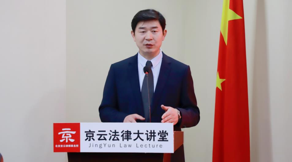 【以案釋法】一場拆遷家破人亡，父親被打后死亡，爺爺奶奶癱瘓，15歲少年求助無門